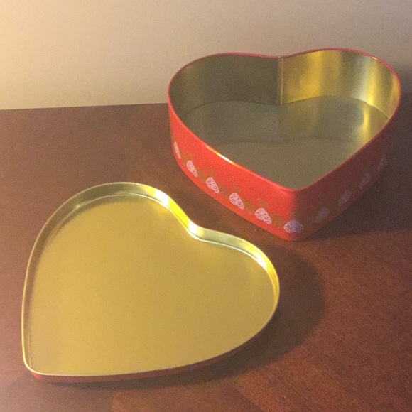 Free with $15 purchase - Picture 3 of 3